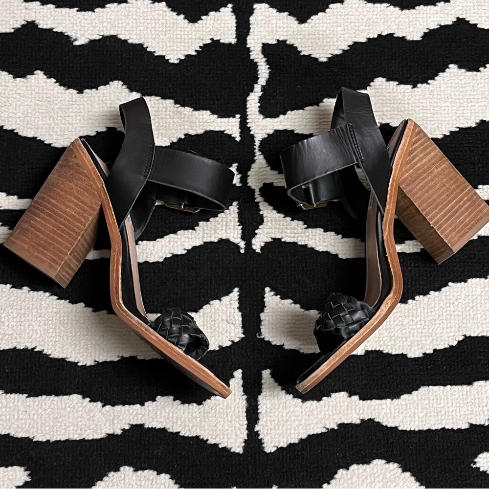 Steve Madden Cadence Black Heeled Sandals Size 7.5 - Picture 10 of 15